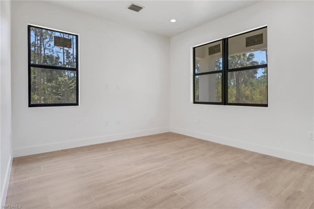 LOGAN WOODS - Residential