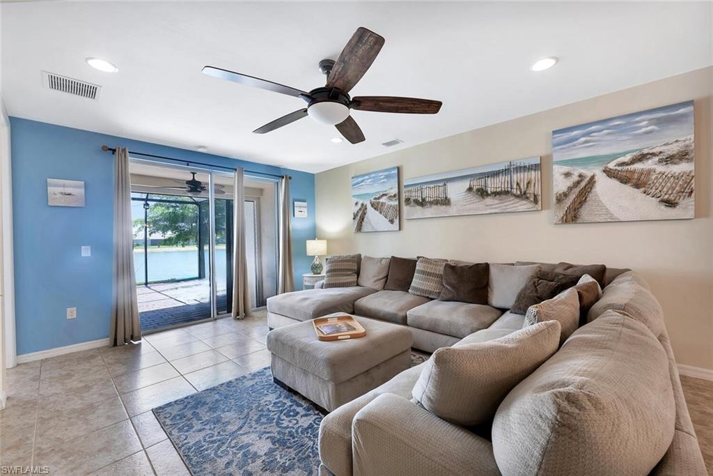 CORAL HARBOR - Residential Lease