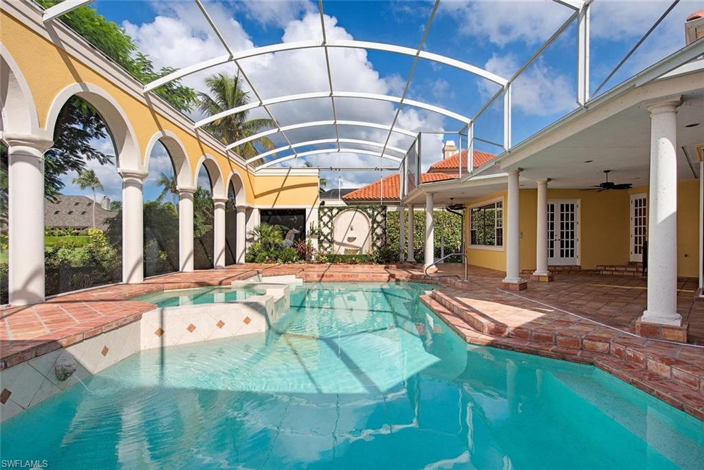 BAY COLONY SHORES - Residential