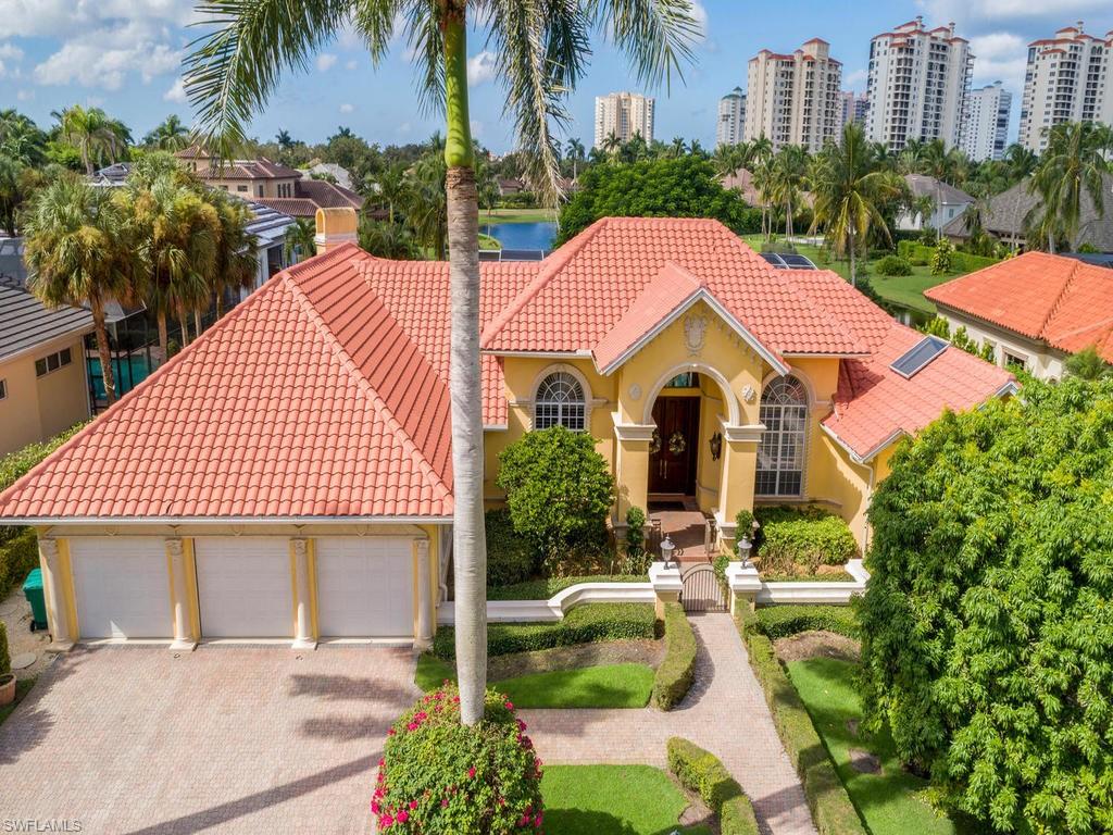 BAY COLONY SHORES - Residential