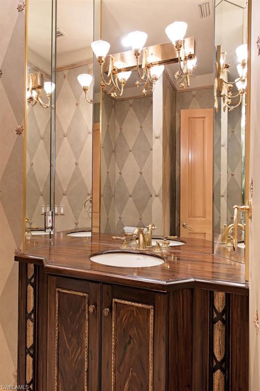 BAY COLONY SHORES - Residential