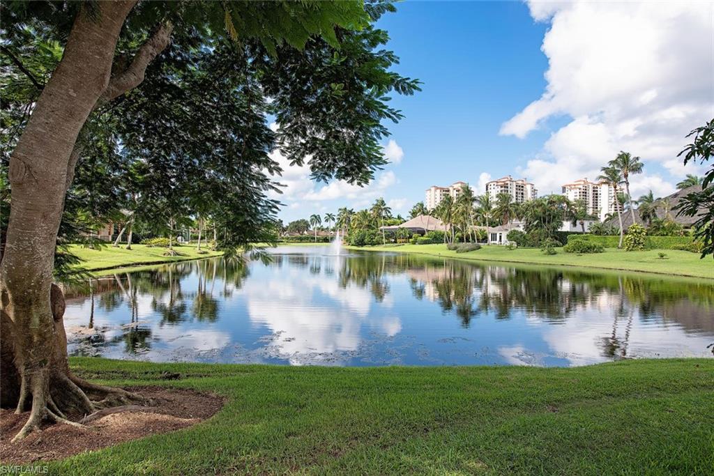 BAY COLONY SHORES - Residential