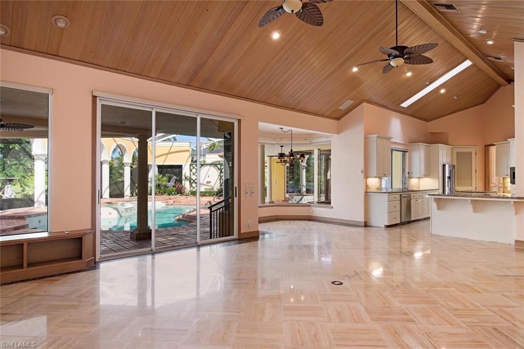 BAY COLONY SHORES - Residential