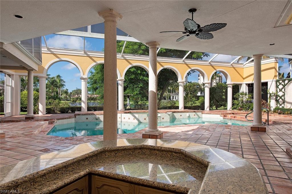 BAY COLONY SHORES - Residential