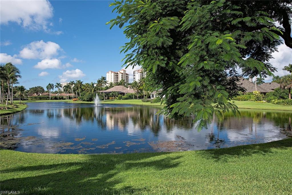 BAY COLONY SHORES - Residential