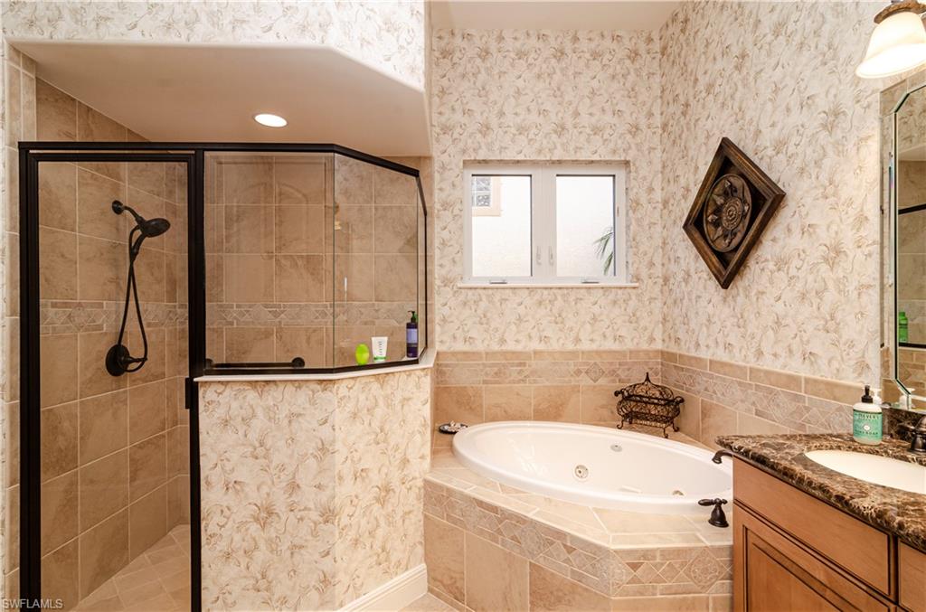 HAMMOCK ISLES - Residential