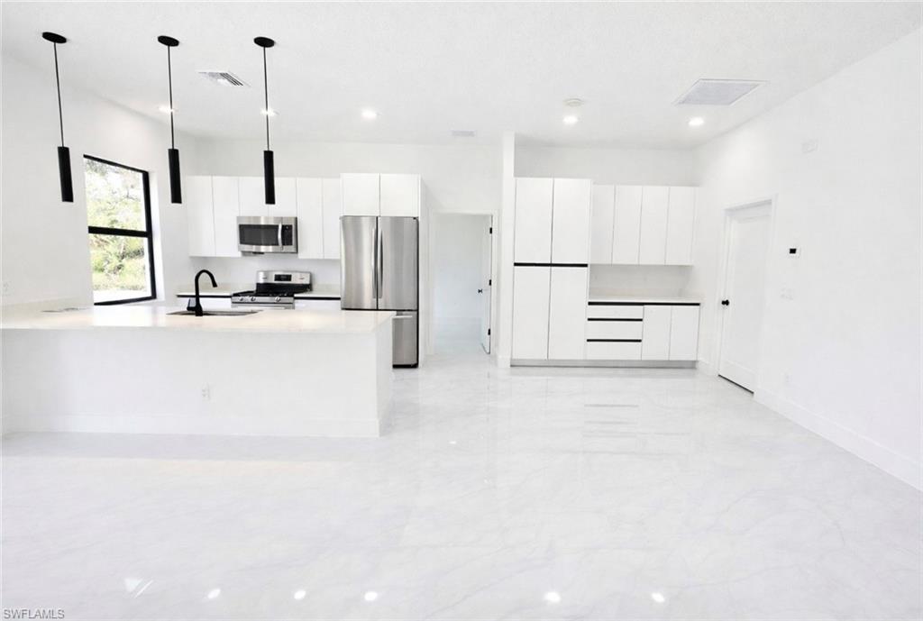 LEHIGH ACRES - Residential Lease