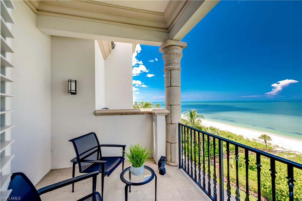 STRAND AT BAY COLONY - Residential