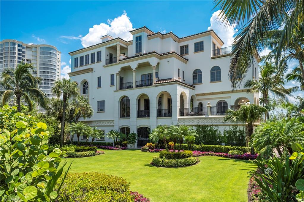 STRAND AT BAY COLONY - Residential