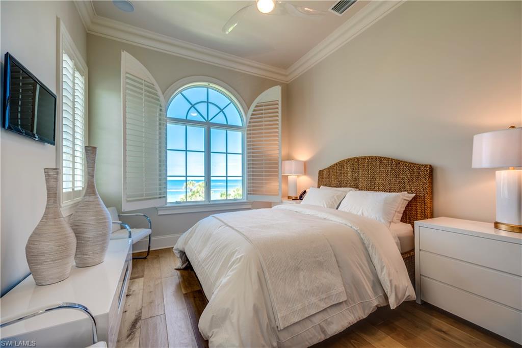 STRAND AT BAY COLONY - Residential