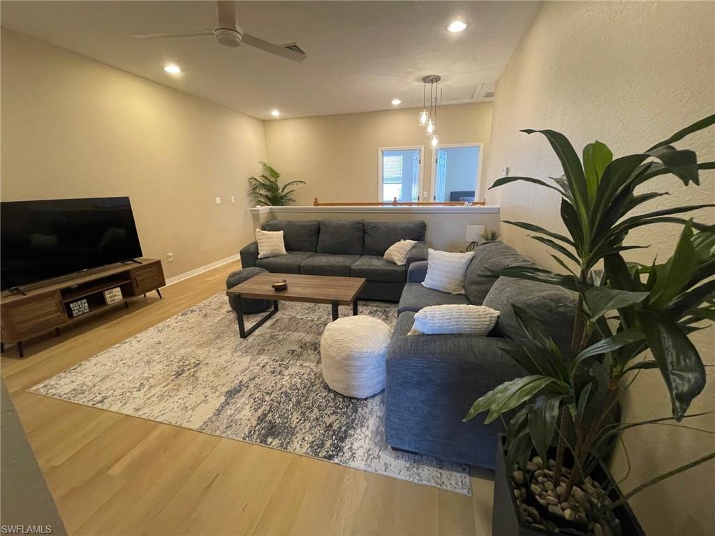 BELLA TERRA - Residential Lease