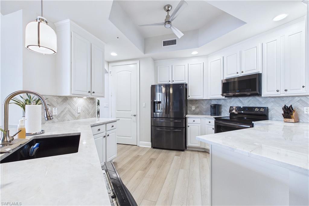 HIGH POINT PLACE - Residential