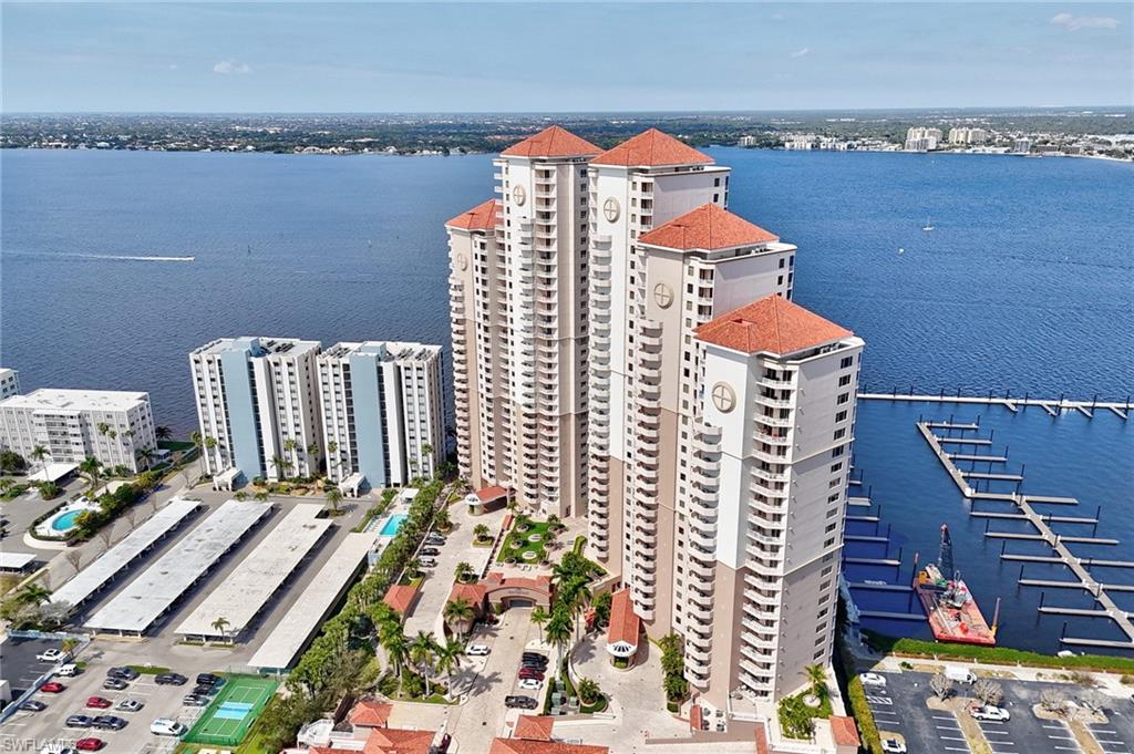 HIGH POINT PLACE - Residential