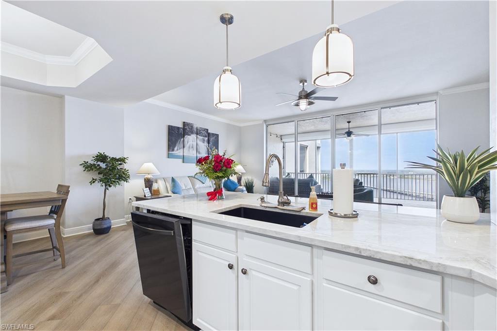 HIGH POINT PLACE - Residential