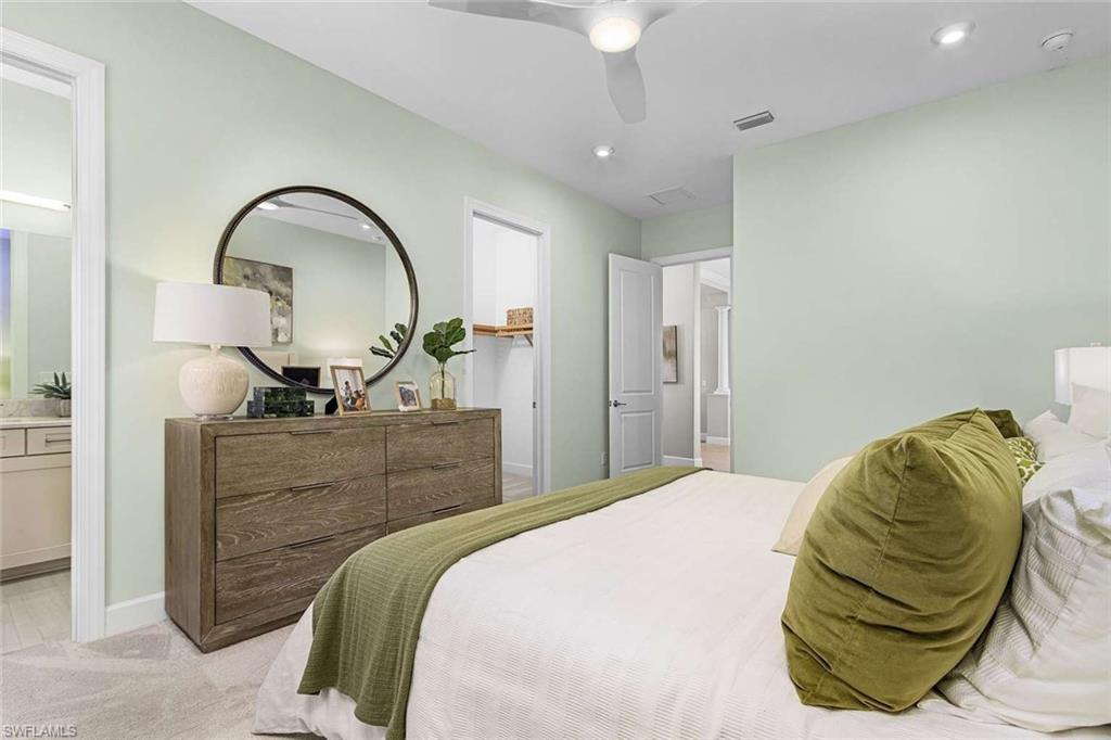 ESPLANADE LAKE CLUB - Residential