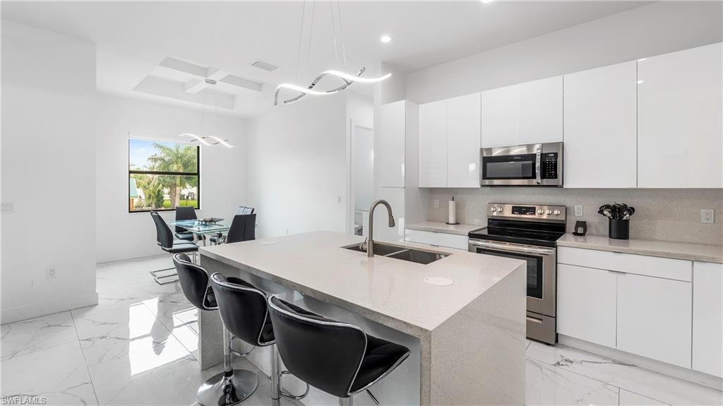 GOLDEN GATE CITY - Residential