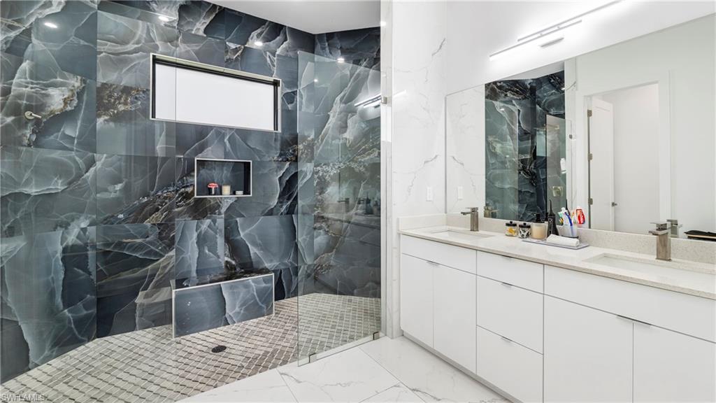 GOLDEN GATE CITY - Residential