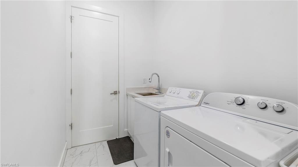 GOLDEN GATE CITY - Residential