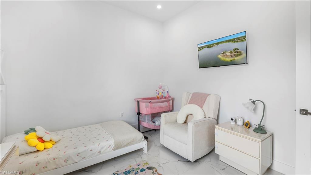 GOLDEN GATE CITY - Residential