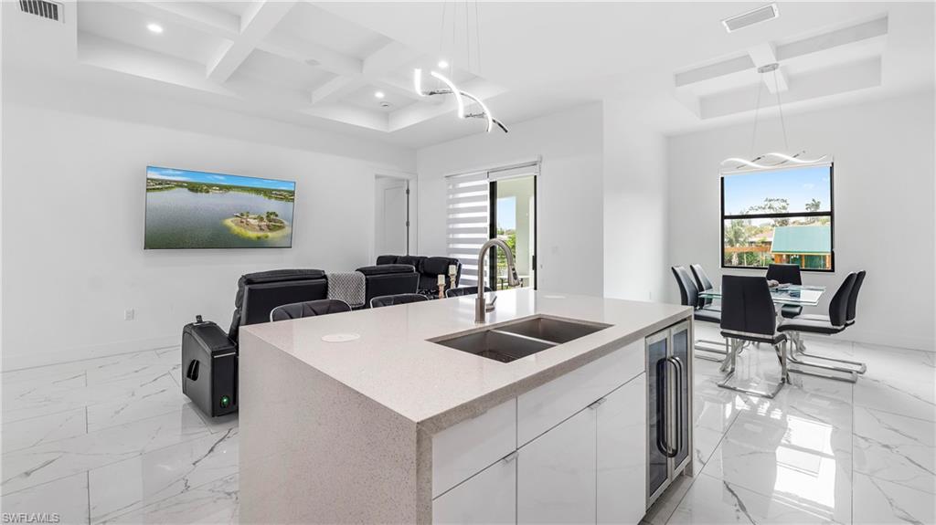 GOLDEN GATE CITY - Residential