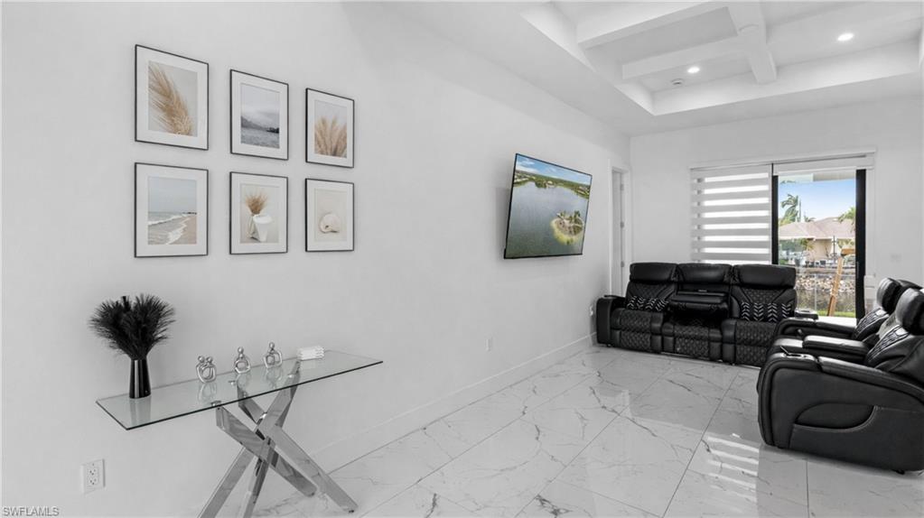 GOLDEN GATE CITY - Residential