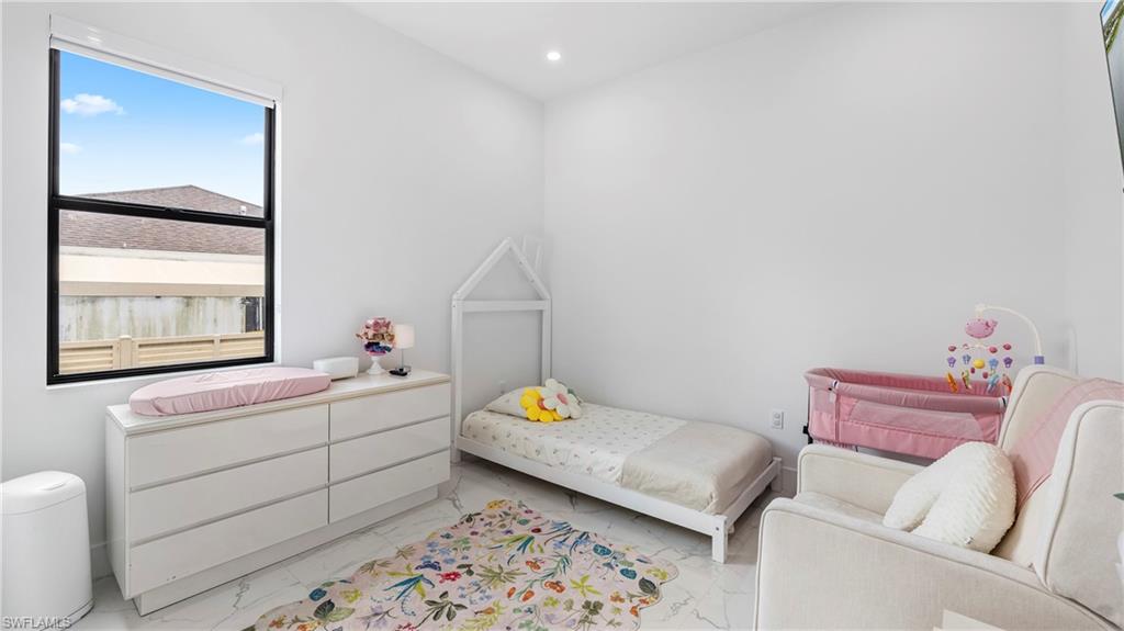 GOLDEN GATE CITY - Residential