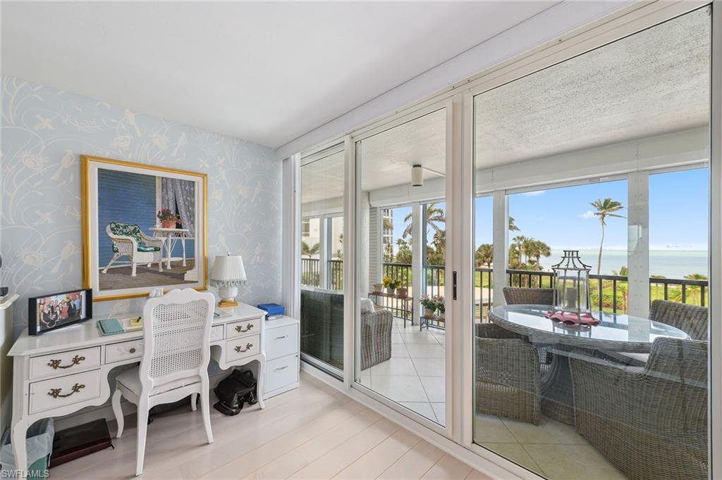 VISTAS AT PARK SHORE - Residential