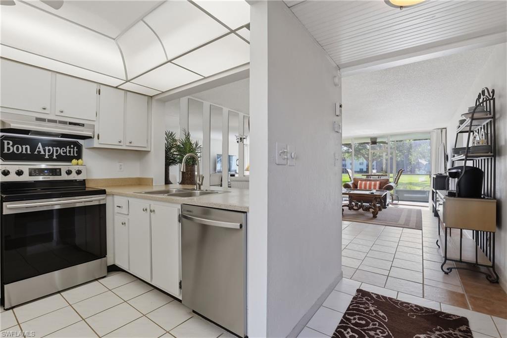 FOREST LAKES - Residential