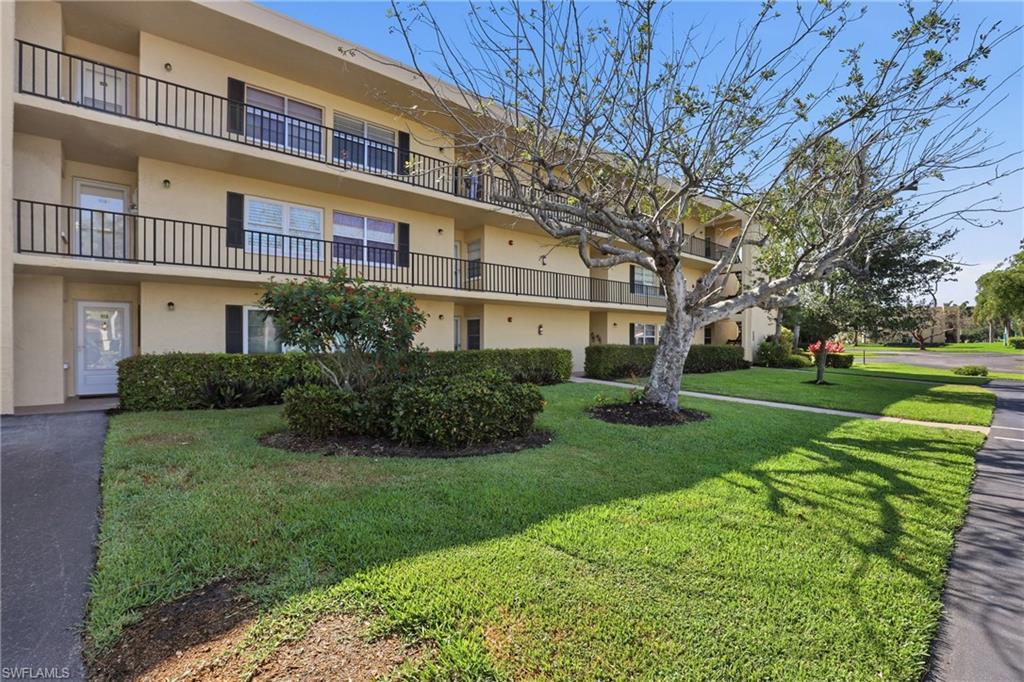 FOREST LAKES - Residential