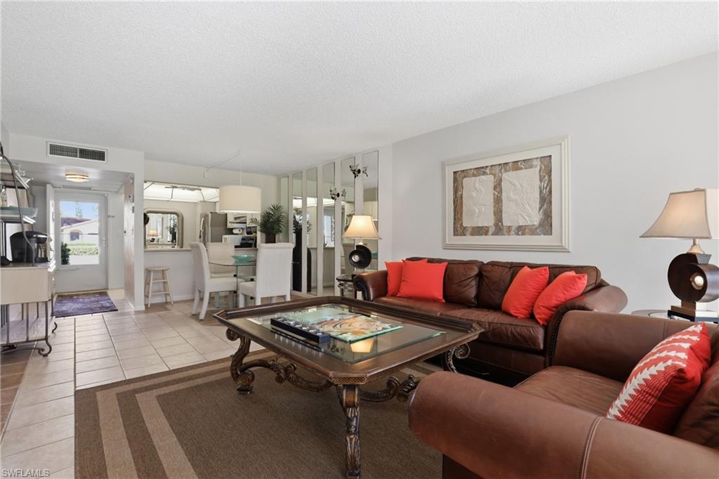 FOREST LAKES - Residential