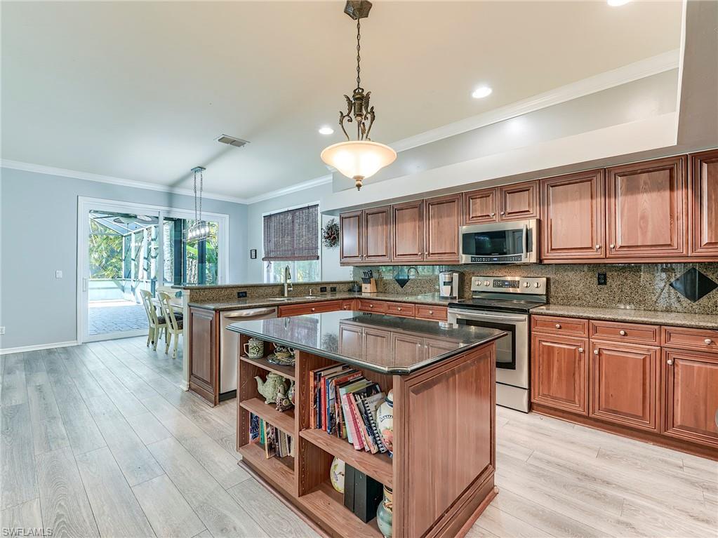 STONEYBROOK - Residential