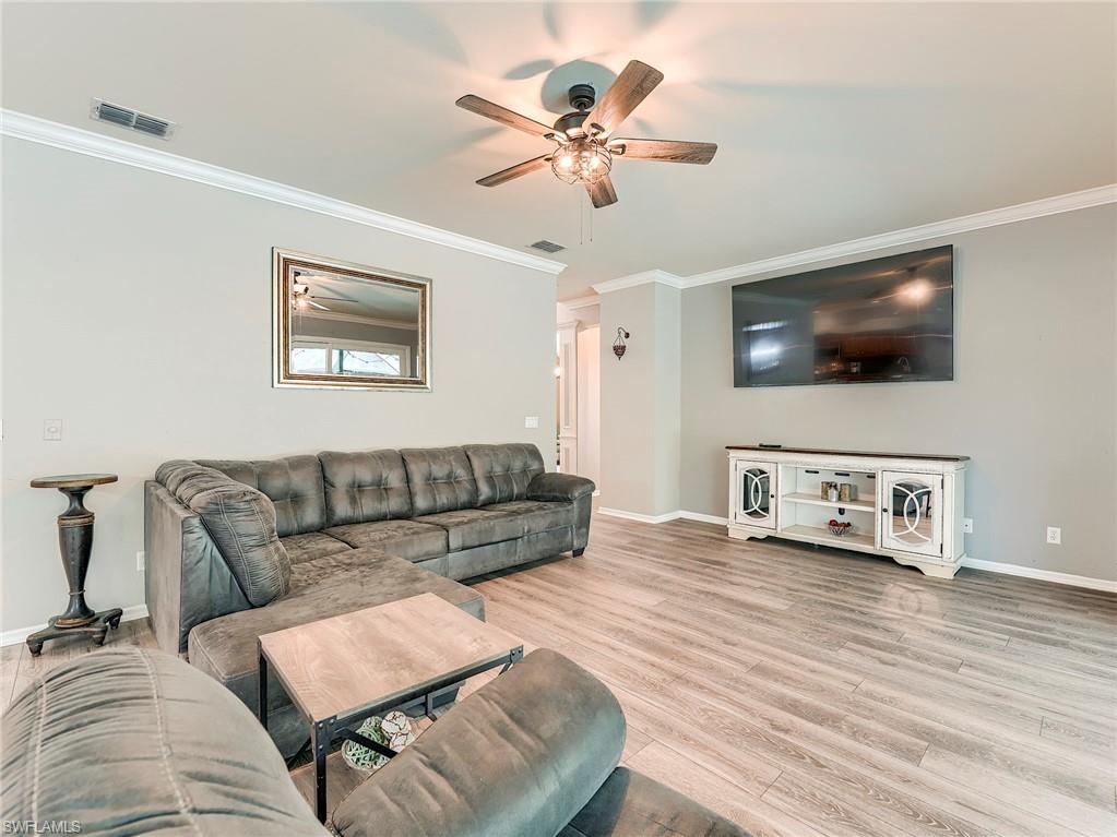 STONEYBROOK - Residential