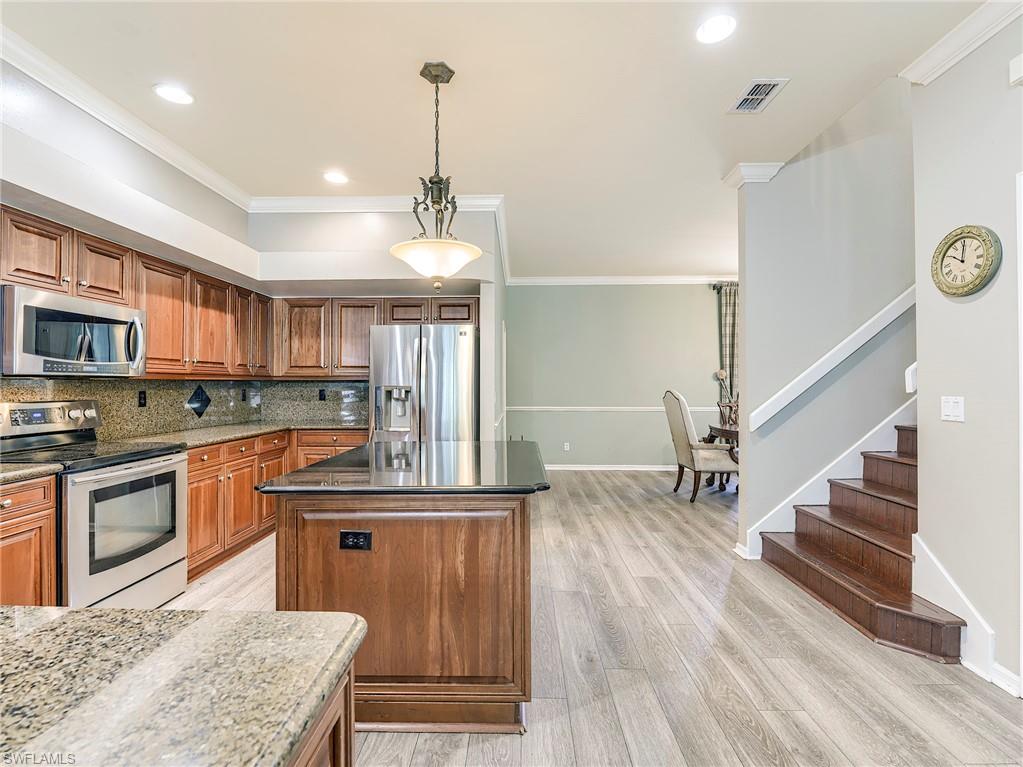 STONEYBROOK - Residential