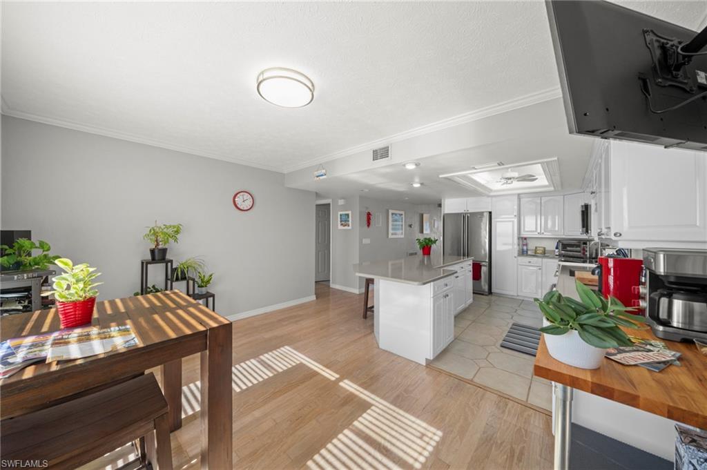 RIVERS CONDO - Residential