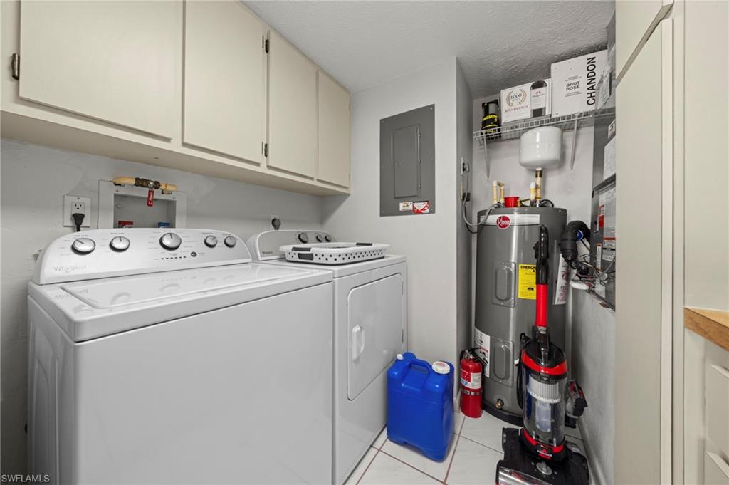 RIVERS CONDO - Residential