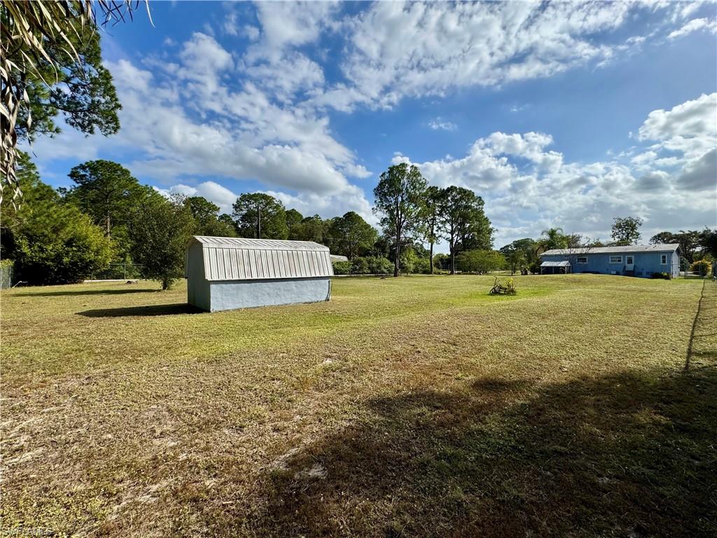 MONTURA RANCH ESTATES - Residential Lease