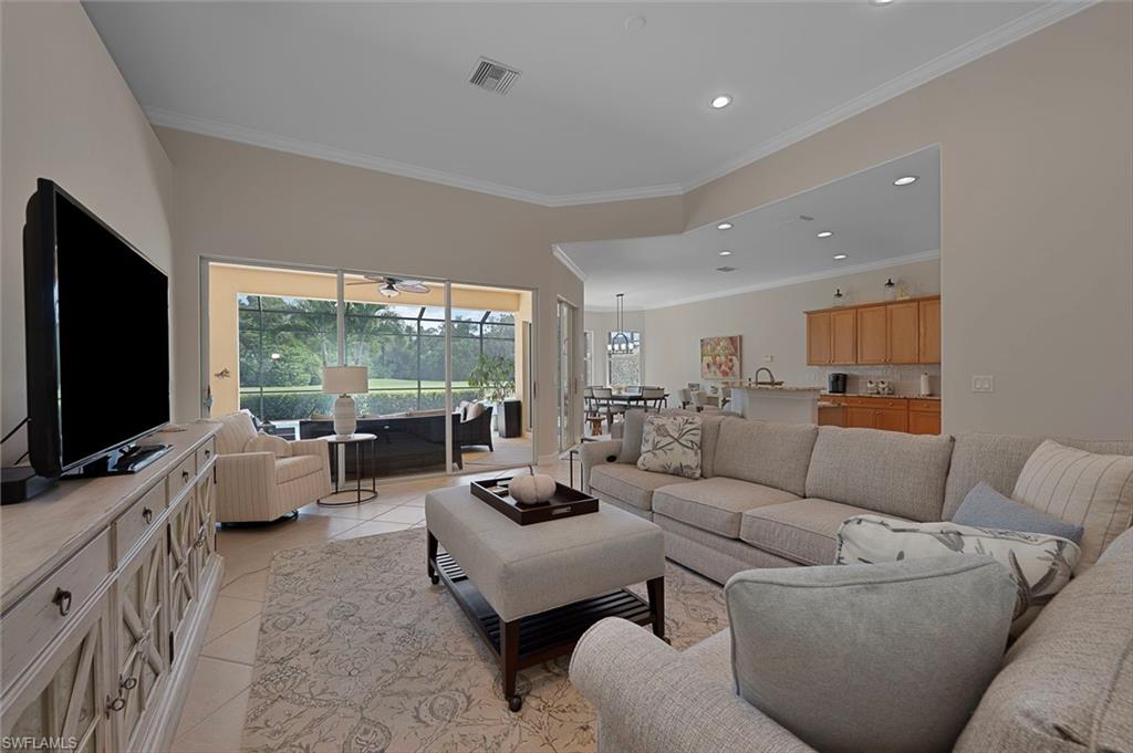 6076 Dogleg DR
