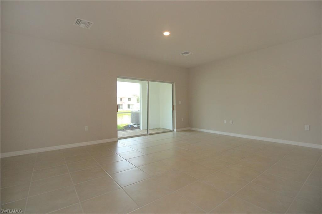 MEADOWOOD - Residential