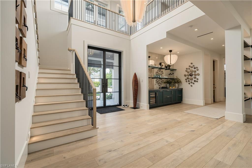 2231 Forrest LN