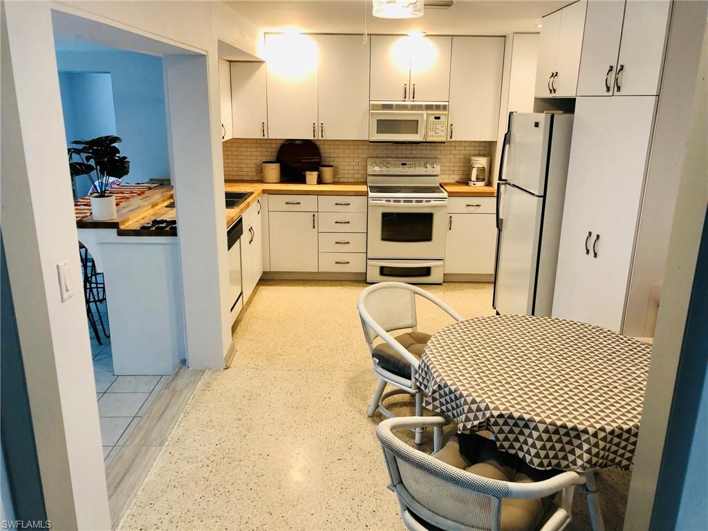 CHATEAUX SUR MER UNREC - Residential