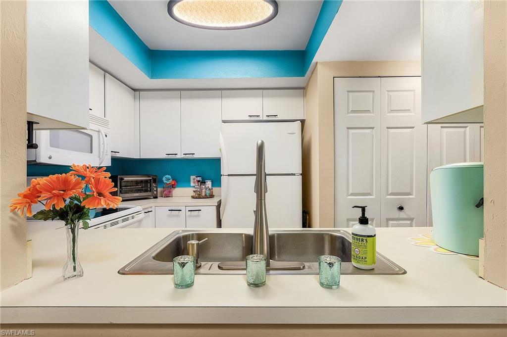 TERRACE CONDO VILLAGE - Residential