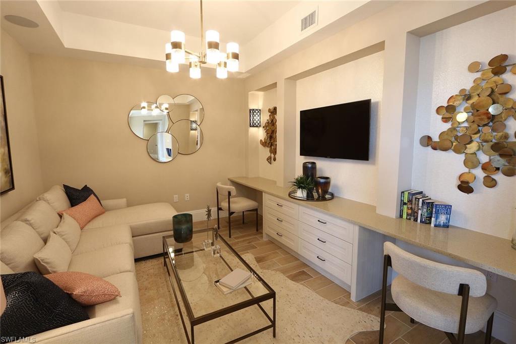 NAPLES SQUARE - Residential Lease