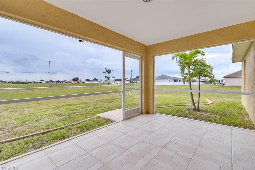 CAPE CORAL - Residential