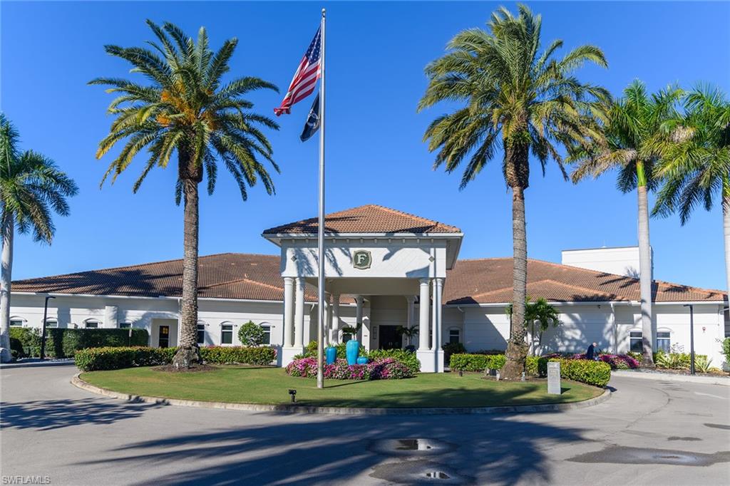 FOXFIRE VILLAS - Residential