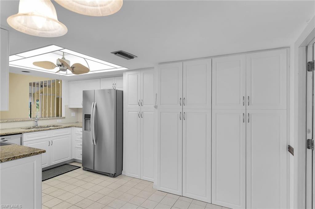 FOXFIRE VILLAS - Residential