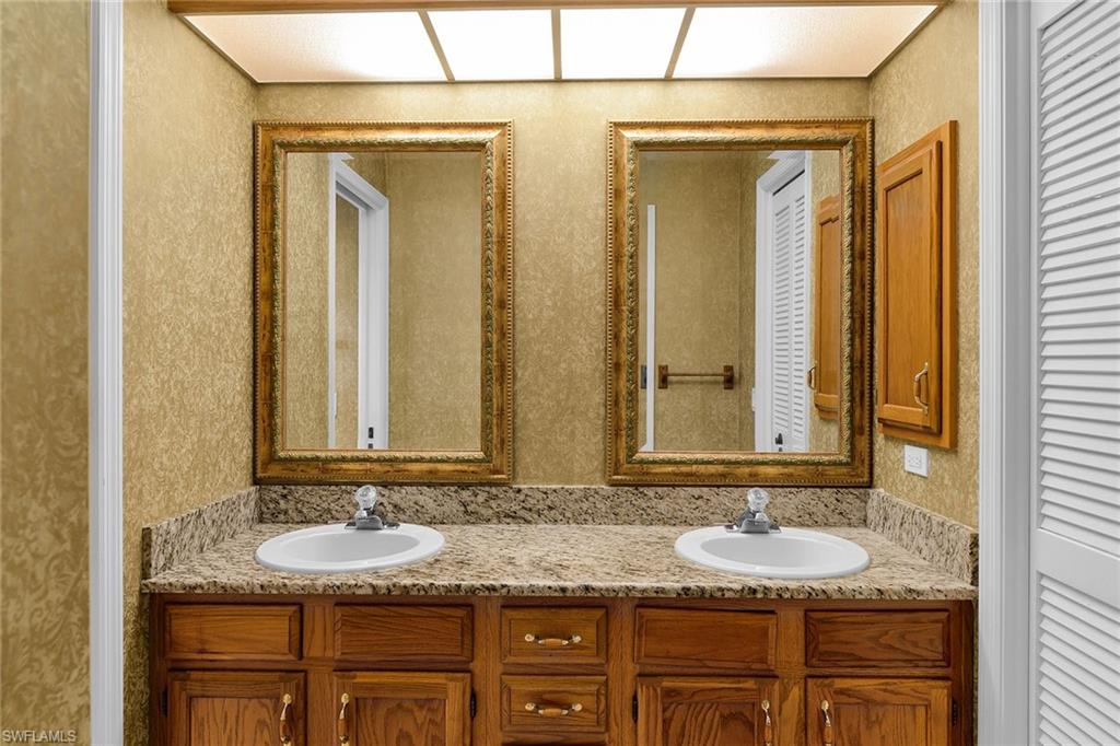 FOXFIRE VILLAS - Residential