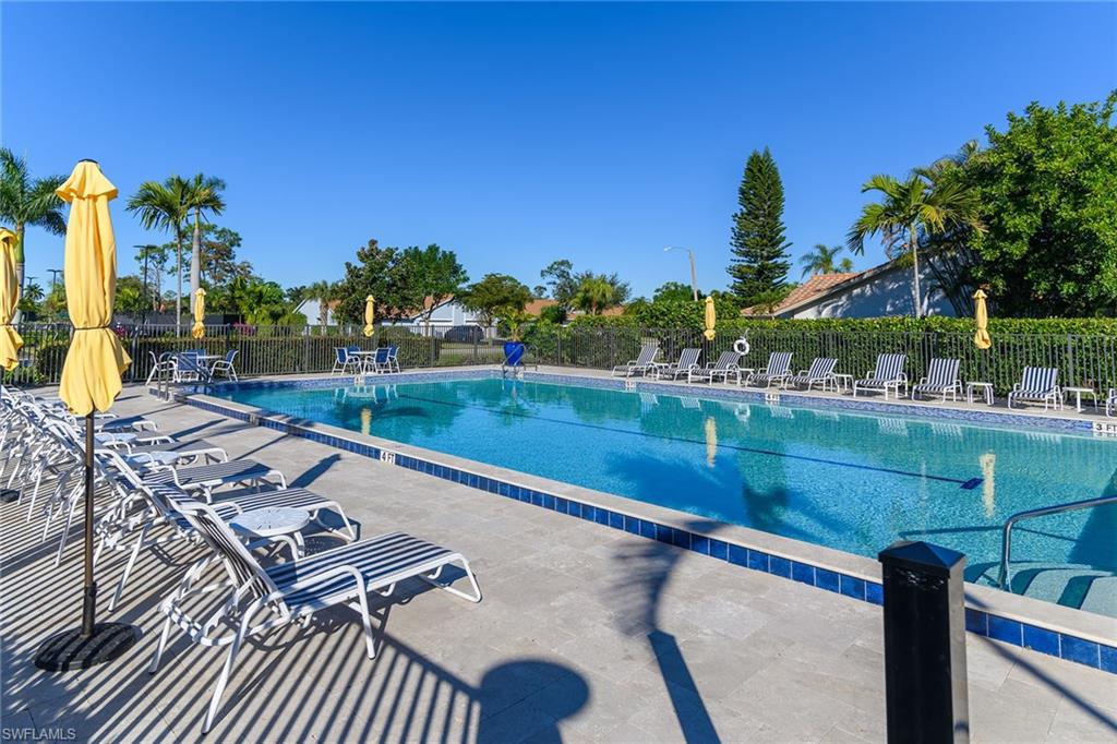 FOXFIRE VILLAS - Residential