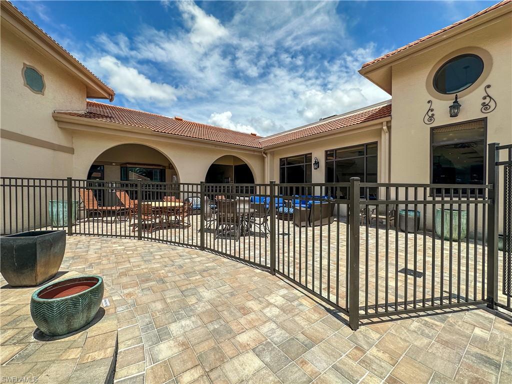 HERONS GLEN - Residential