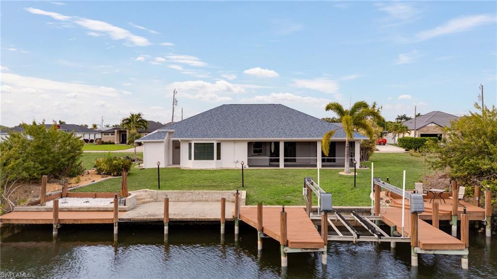 CAPE CORAL - Residential