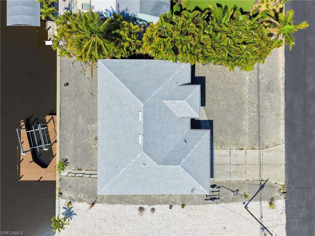 MANATEE BAY UNRECORDED SUBDIVISION - Residential